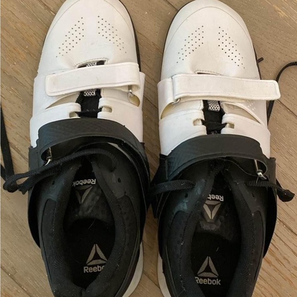 Men’s Reebok Legacy Lifter Shoes - Picture 2 of 4